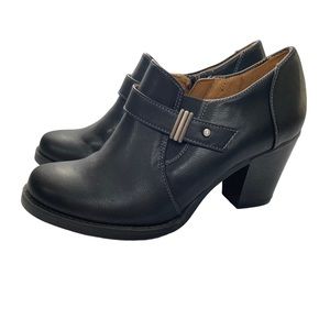 Natural Soul Black Heeled Booties High Heel Ankle boots size 6.5 M  EUC